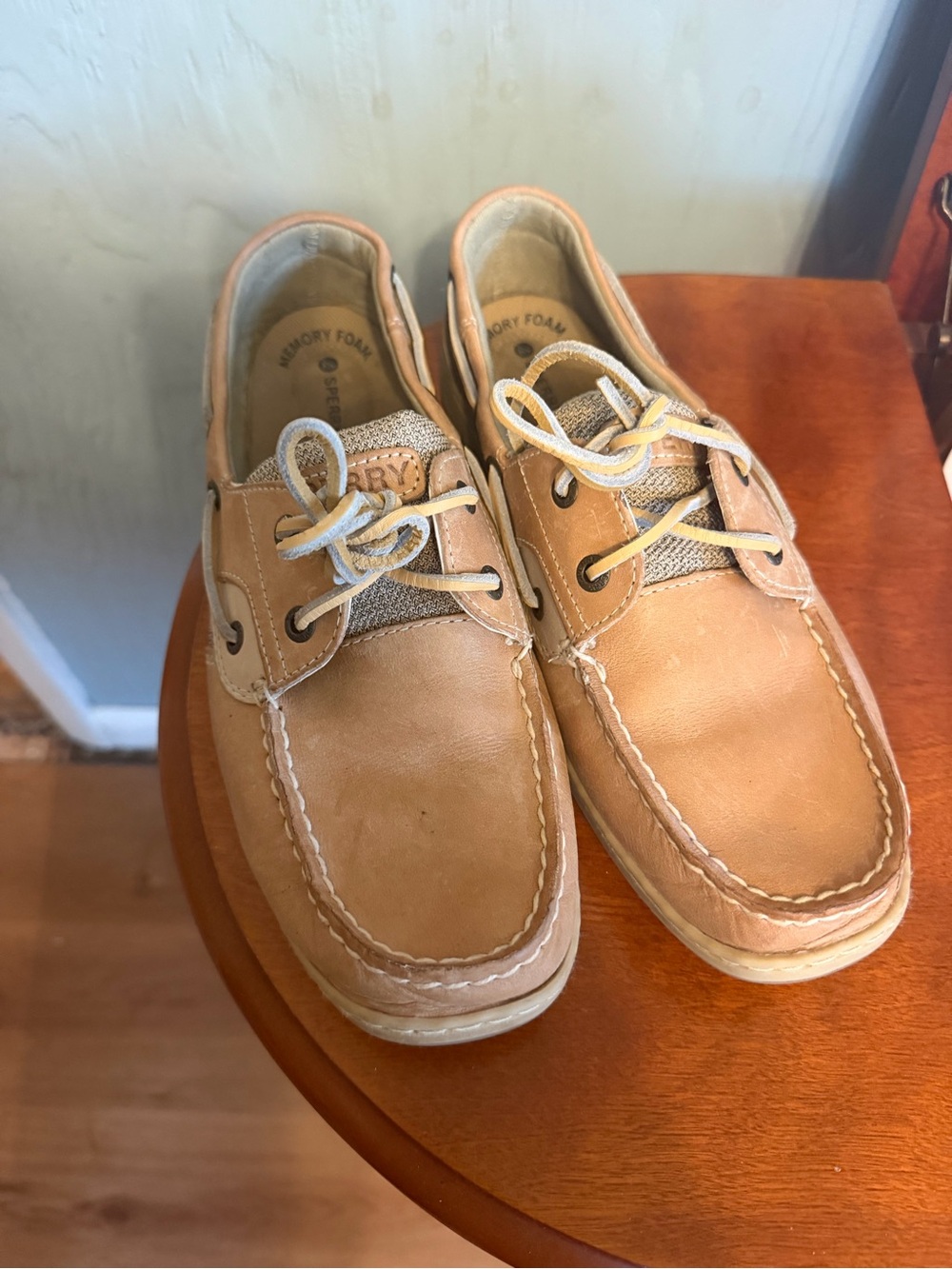 Sperry Men's Tan Leather Deck Shoes with Laces